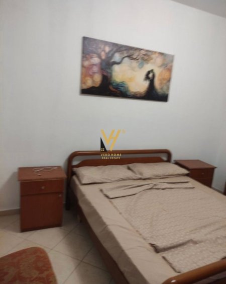 Tirane, jepet me qera apartament 2+1+Ballkon Kati 3, 95 m² 600 € (SIRI KODRA)