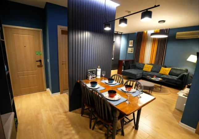 Tirane, jepet me qera apartament 2+1 Kati 2, 80 m² 900 €