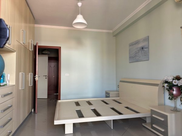 Tirane, jepet me qera apartament 3+1+Aneks+Ballkon Kati 9, 132 m² 600 € (Astir)