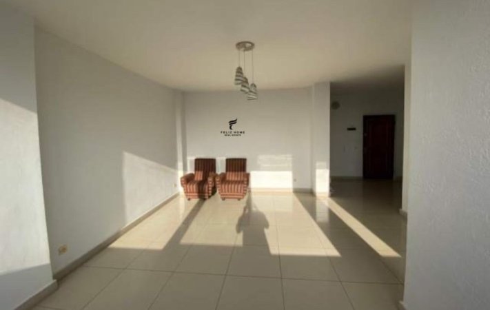 Tirane, jepet me qera zyre Kati 8, 110 m² 450 € (KOMUNA E PARISIT)