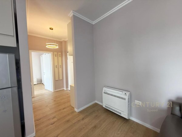 Tirane, jepet me qera apartament 1+1 Kati 3, 74 m² 600 € (Siri Kodra)
