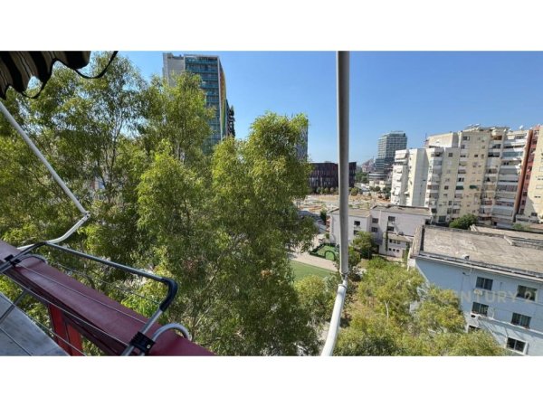 Tirane, jepet me qera apartament 3+1+Aneks Kati 7, 108 m² 1.050 € (Rruga e Elbasanit)