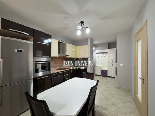 Tirane, jepet me qera apartament 2+1+Ballkon Kati 3, 92 m² 650 € (Kompleksi Kontakt , Rr. Ndre Mjeda)