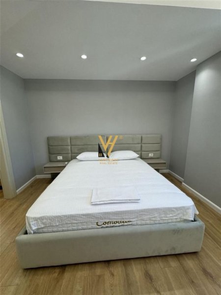 Vlore, shitet apartament 2+1+Ballkon Kati 8, 121 m² , 300.000 Euro (SKELA)