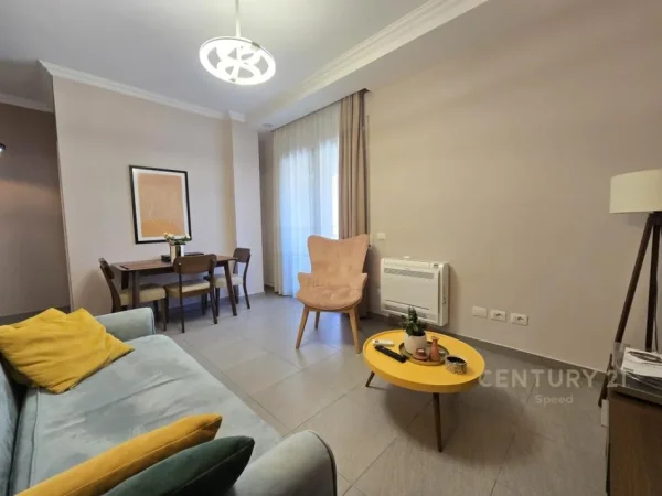 Tirane, jepet me qera apartament 2+1 Kati 3, 90 m² 800 € (Atsh)