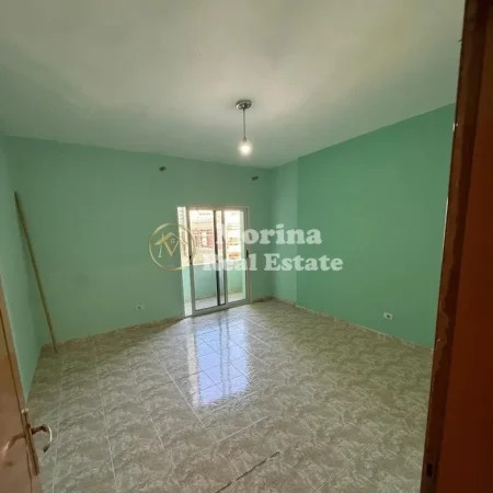 Tirane, shitet apartament 3+1 Kati 3, 120 m² 248.000 € (Komuna e Parisit)