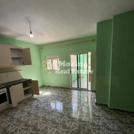 Tirane, shitet apartament 3+1 Kati 3, 120 m² 248.000 € (Komuna e Parisit)