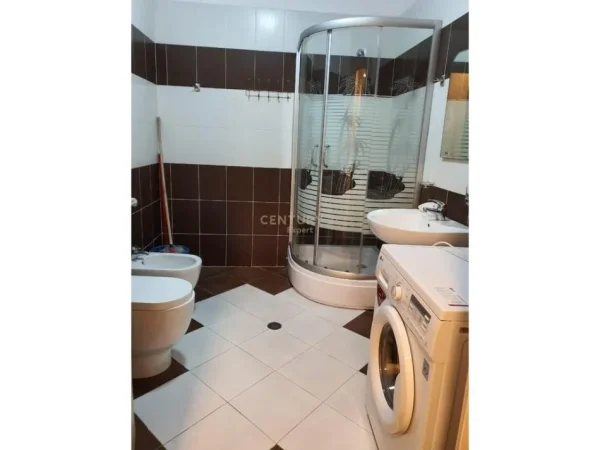 Tirane, shitet apartament 2+1 Kati 7, 102 m² 260.000 € 