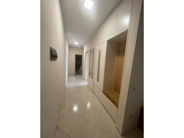 Tirane, shitet apartament 2+1 Kati 7, 102 m² 260.000 € 