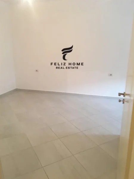 Tirane, jepet me qera apartament 2+1 Kati 3, 90 m² 650 € (DON BOSKO)