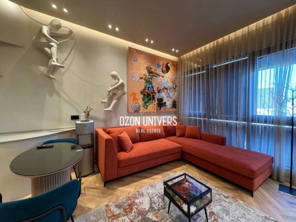 Apartament modern 1+1 për qira tek Square 21, Rruga e Kavajës!