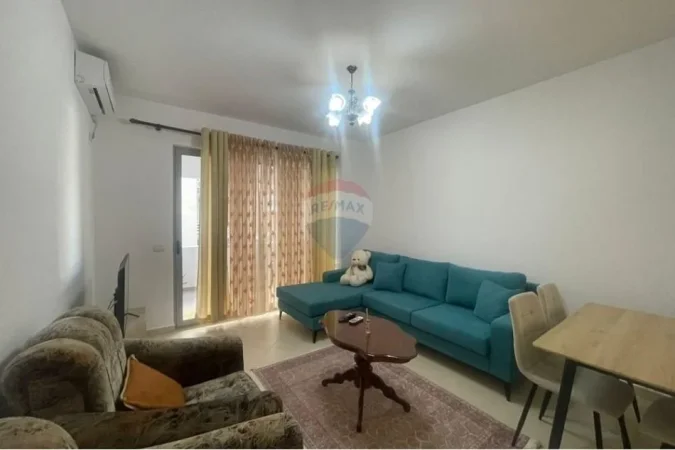 Tirane, jepet me qera apartament 1+1 , 64 m² 400 € (Rruga Teodor Keko)