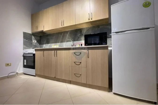 Tirane, jepet me qera apartament 1+1 , 64 m² 400 € (Rruga Teodor Keko)