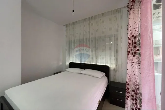 Tirane, jepet me qera apartament 1+1 , 64 m² 400 € (Rruga Teodor Keko)