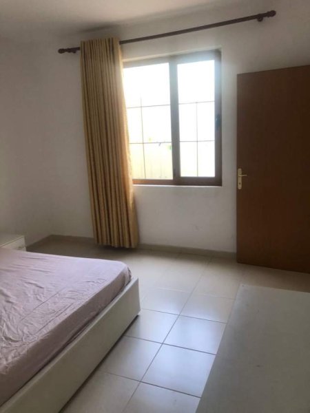 Tirane, jepet me qera apartament 1+1+BLK Kati 2, 70 m² 400 Euro (rruga Gjon Buzuku)