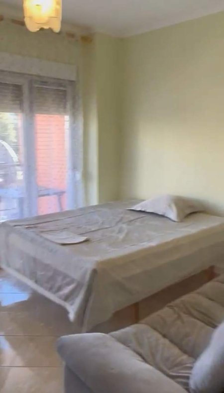 Tirane, jepet me qera apartament 3+1+BLK Kati 2, 110 m² 500 Euro (perballe Vizion Plus)