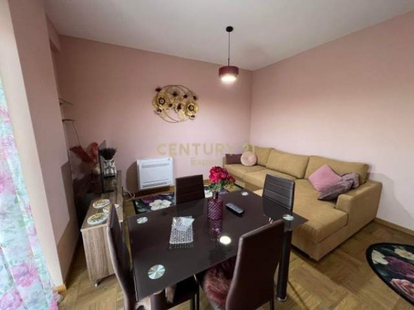 Tirane, jepet me qera apartament 1+1+A+BLK Kati 5, 60 m² 550 Euro (Bulevardi Zogu i Pare,MOZART RESIDENCE)