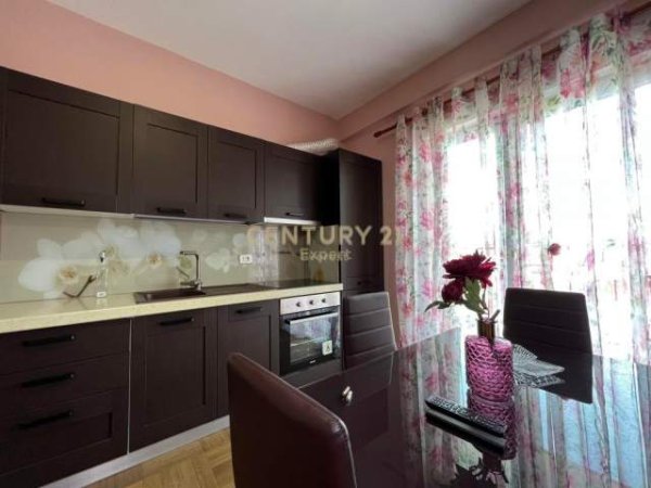 Tirane, jepet me qera apartament 1+1+A+BLK Kati 5, 60 m² 550 Euro (Bulevardi Zogu i Pare,MOZART RESIDENCE)