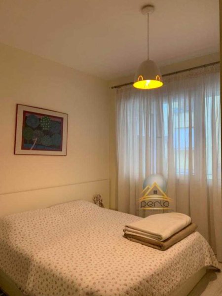 Tirane, jepet me qera apartament 2+1 Kati 2, 450 Euro (Kodra e Diellit)
