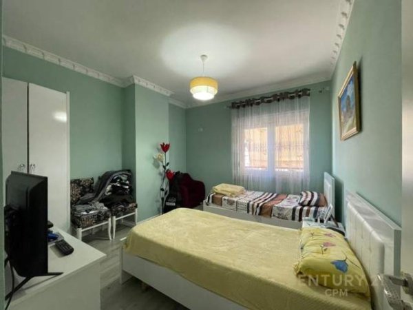 Tirane, shitet apartament 2+1+A+BLK Kati 4, 105 m² 160.000 Euro (RR. FRANK BARDHI , MBI KRISTAL CENTER)