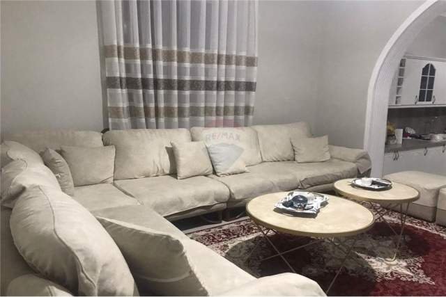 Tirane, jepet me qera apartament 110 m²  (Kamez)