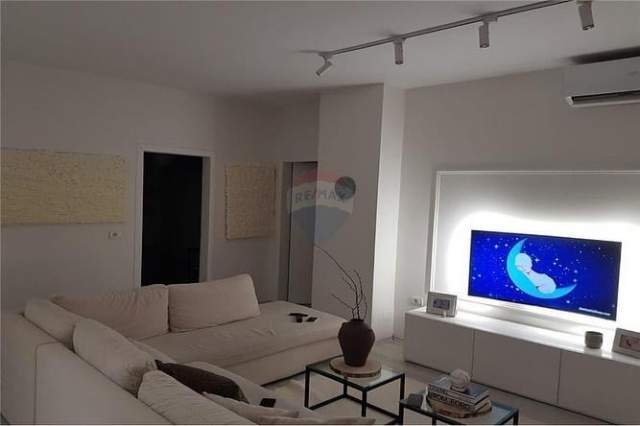 Tirane, shitet apartament 2+1+A+BLK  (Shitet apartament 2+1 te Eleonora)