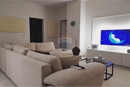 Tirane, jepet me qera apartament 2+1+A+BLK QENDER