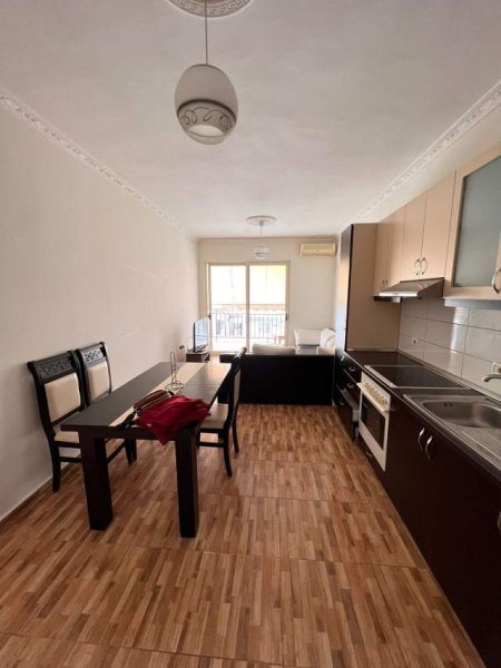 Tirane, jepet me qera apartament 2+1+BLK Kati 7, 105 m² 35.000 Leke (Unaza E Re Astir)