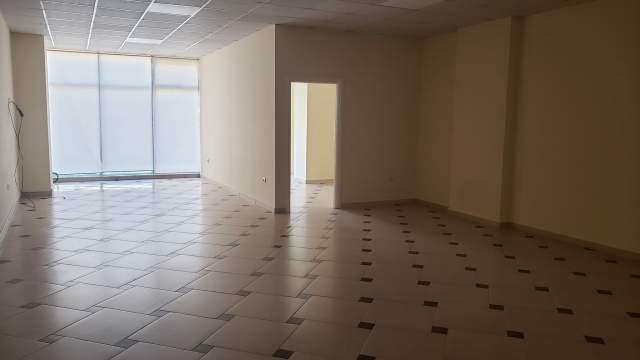 Durres, jepet me qera zyre Kati 2, 100 m² 500 Euro (Afer Gjykates, Durres)