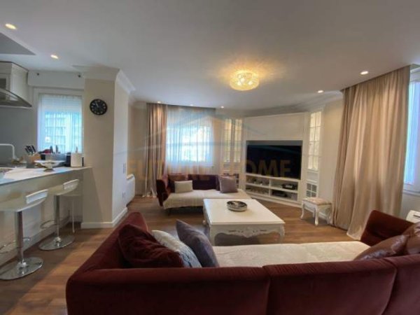 Tirane, shitet apartament duplex 2+1+BLK Kati 6, 155 m² 520.000 Euro (Rruga e Kavajes)