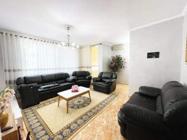 Tirane, jap me qera apartament 1+1+BLK Kati 6, 70 m² 600 Euro (RRUGA E KOSOVAREVE)