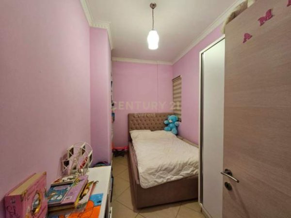 Tirane, shitet apartament 2+1+BLK Kati 11, 110 m² 125.000 Euro (Unaza e re)