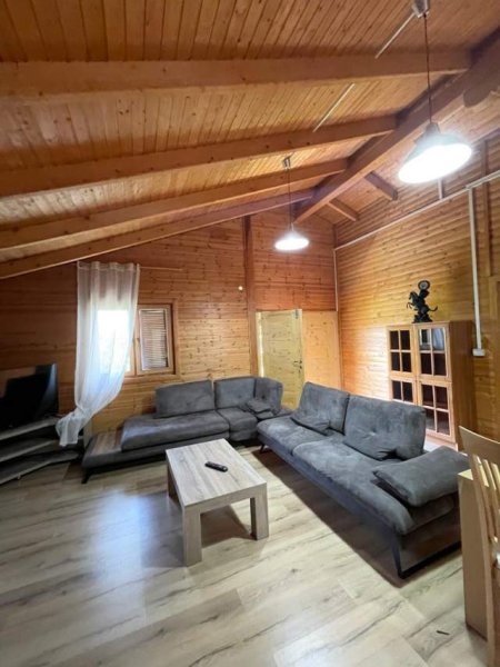 Tirane, shitet shtepi 2+1+BLK Kati 1, 2.000 m² 400.000 Euro (TEG)