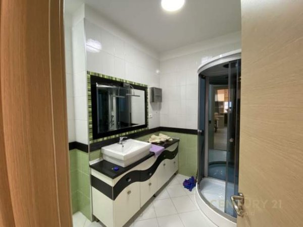 Tirane, jepet me qera apartament 2+1 500 Euro (LIQENI I THATE)