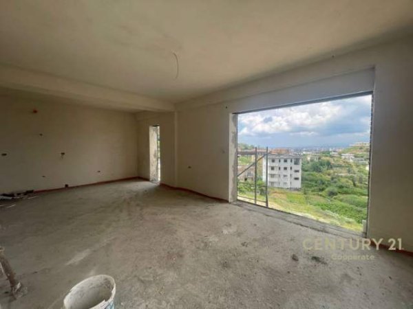 Tirane, shes 3+1 218.000 Euro