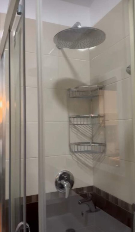 Tirane, jepet me qera apartament 1+1+BLK Kati 4, 65 m² 60.000 Leke (Rr. "Medar Shtylla")