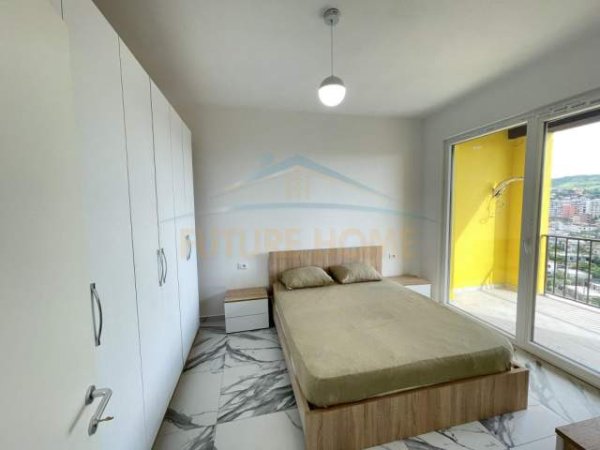 Tirane, jepet me qera apartament 1+1 Kati 9, 70 m² 350 Euro (Grand Investment)