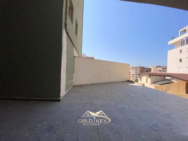 Durres, shitet 3+1+BLK Kati 2, 130 m² 130.000 Euro (Vollga)
