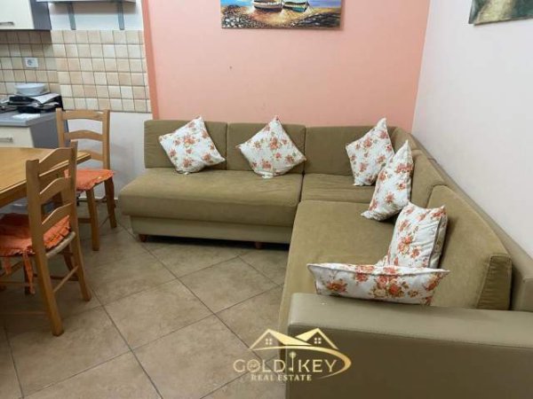 Golem, jepet me qera apartament 2+1+BLK Kati 3, 600 Euro