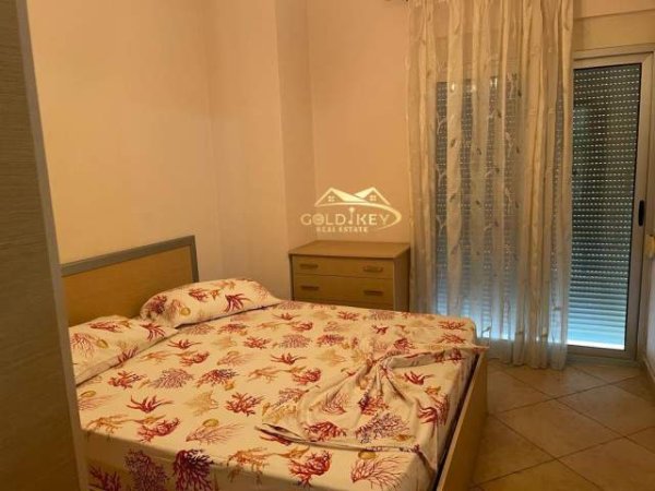Golem, jepet me qera apartament 2+1+BLK Kati 3, 600 Euro