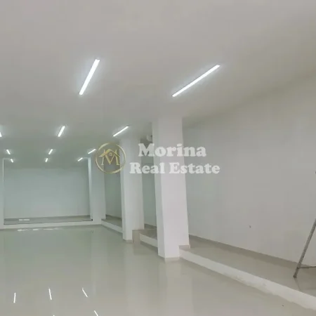 Tirane, shitet ambjent biznesi Kati 1, 148 m² 339.000 € (5 Maj, Concord Center)