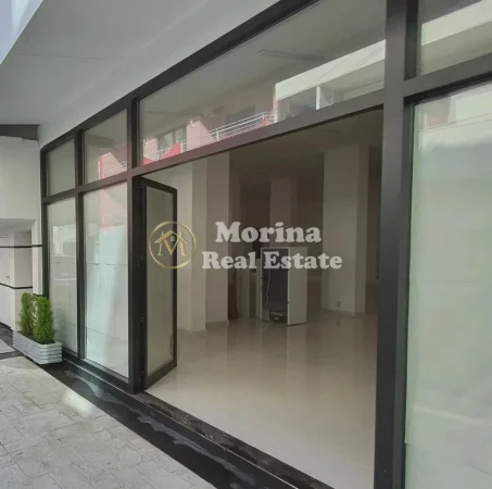 Tirane, shitet ambjent biznesi Kati 1, 148 m² 339.000 € (5 Maj, Concord Center)