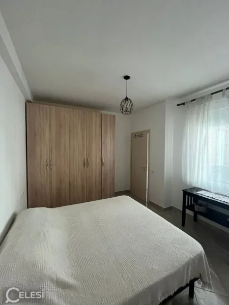 Tirane, jepet me qera apartament 1+1+Ballkon Kati 2, 70 m² 480 € (LIQENI I THATE)