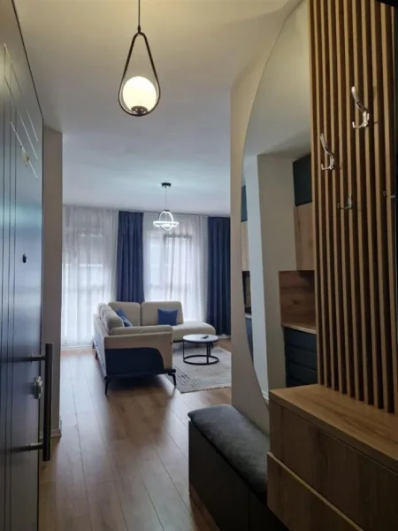 Tirane, jepet me qera apartament 1+1+Ballkon Kati 6, 65 m² 600 € (Don bosko ,rezidenca trio tower (Pallat i vitit 2025))