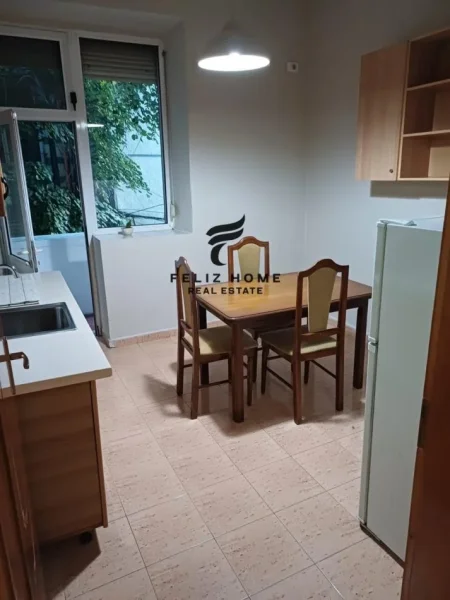 Tirane, jepet me qera apartament 2+1 Kati 2, 84 m² 650 € (SHESHI WILSON)