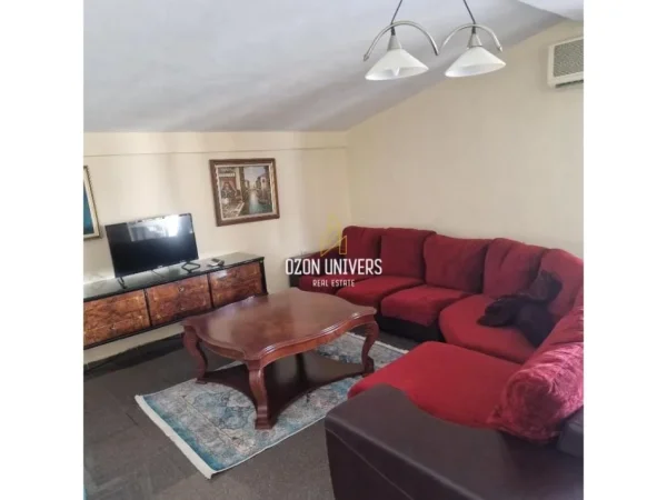 Tirane, jepet me qera apartament 2+1 Kati 4, 90 m² 500 € (rruga 5 maji)