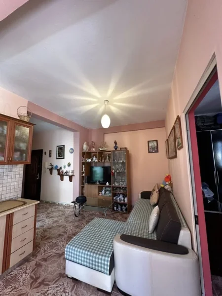 Durres, shitet apartament Kati 3, 79.999 € (PAMJE DETI VIJE E DYTE ME DETIN Hotel Palace ,Plazh)