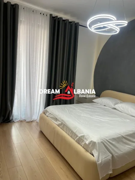 Tirane, jepet me qera apartament 1+1 , 70 m² 750 € (Jordan Misja)