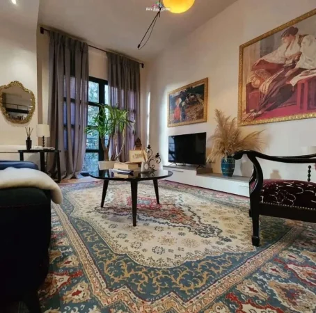 Tirane, jepet me qera apartament 2+1 Kati 1, 100 m² 700 € (kodra e diellit)