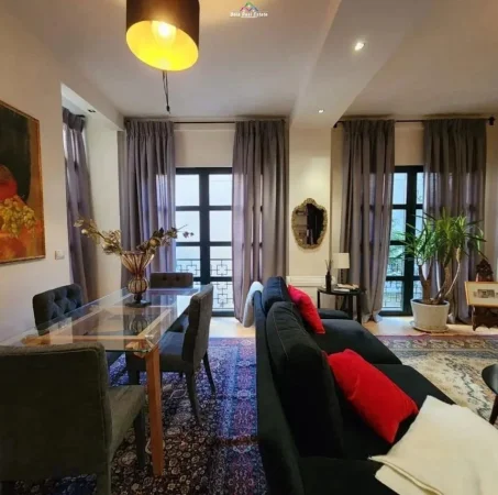 Tirane, jepet me qera apartament 2+1 Kati 1, 100 m² 700 € (kodra e diellit)